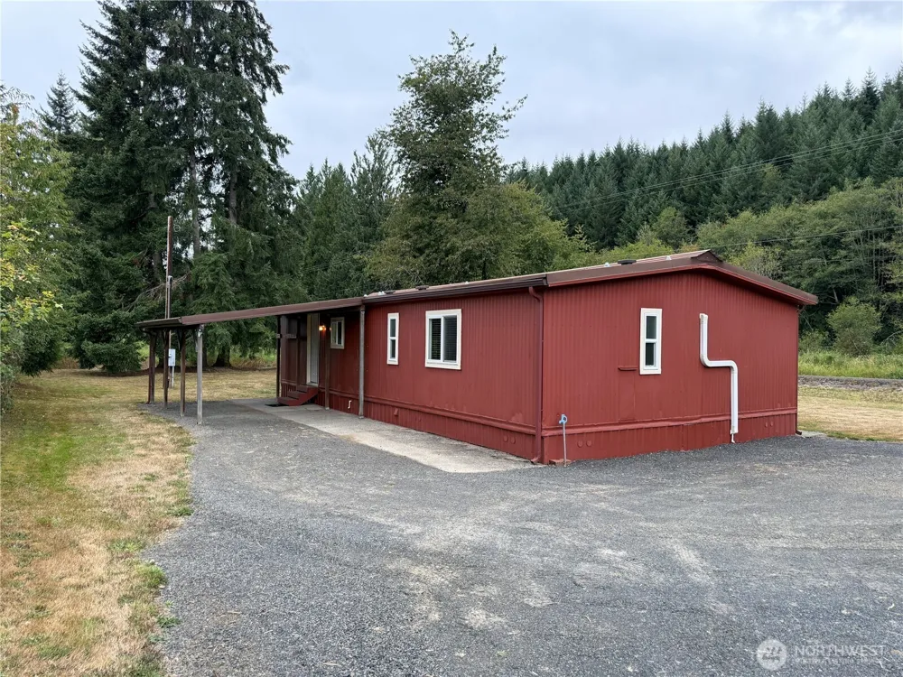 1658 State Route 508 Onalaska, WA 98570