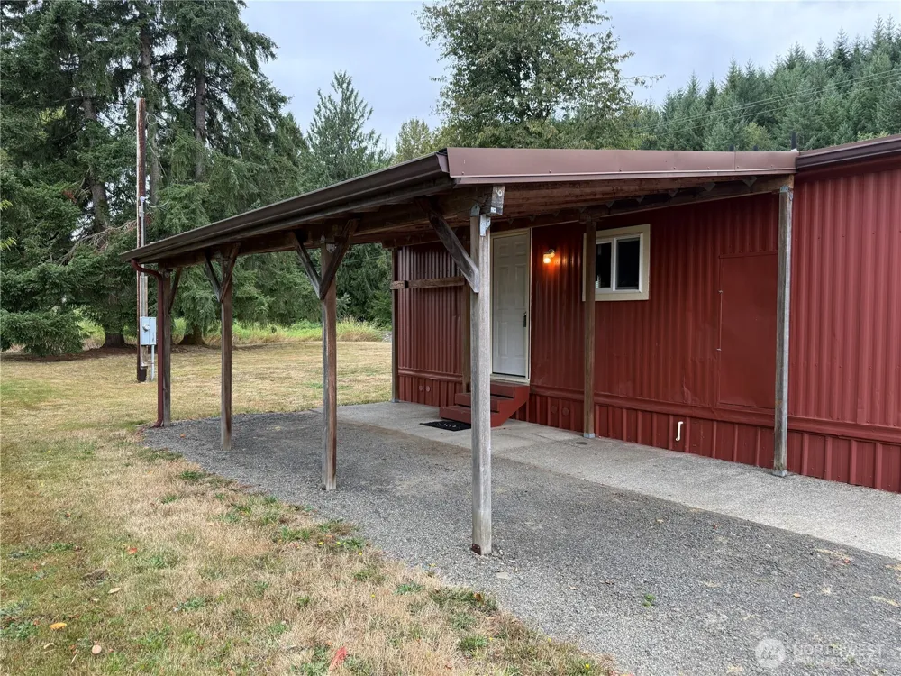 1658 State Route 508 Onalaska, WA 98570