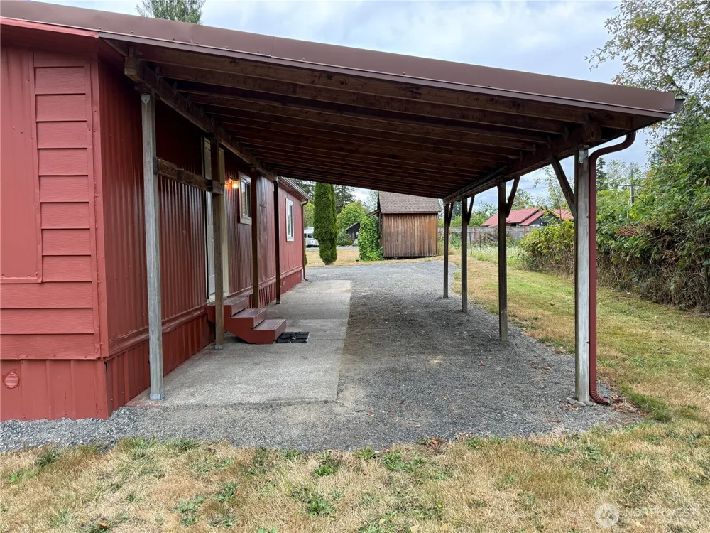 1658 State Route 508 Onalaska, WA 98570