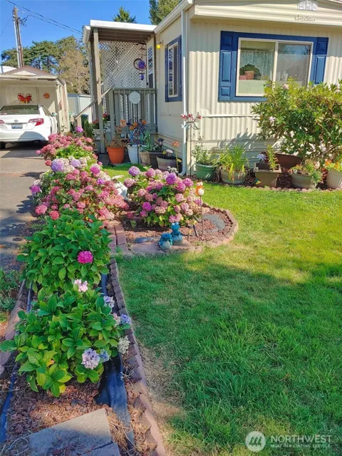2400 Donovan Avenue #37