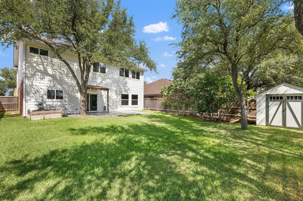 1928 Barnett Drive Cedar Park, TX 78613