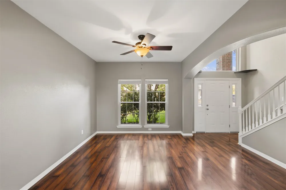 1928 Barnett Drive Cedar Park, TX 78613