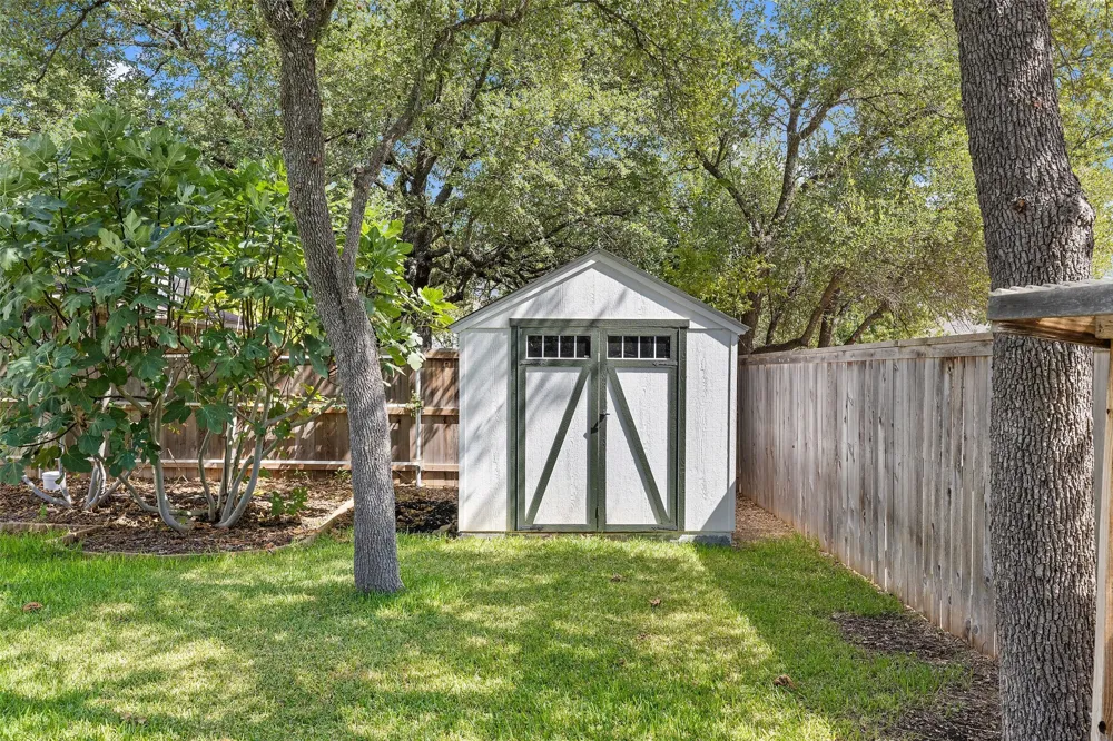 1928 Barnett Drive Cedar Park, TX 78613