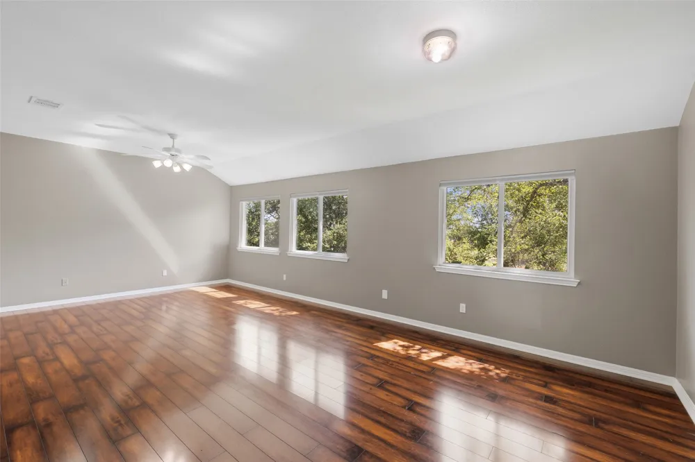 1928 Barnett Drive Cedar Park, TX 78613