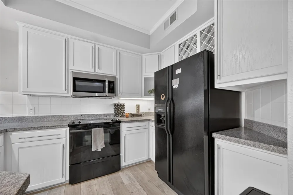 4040 Avondale Avenue #309 Dallas, TX 75219