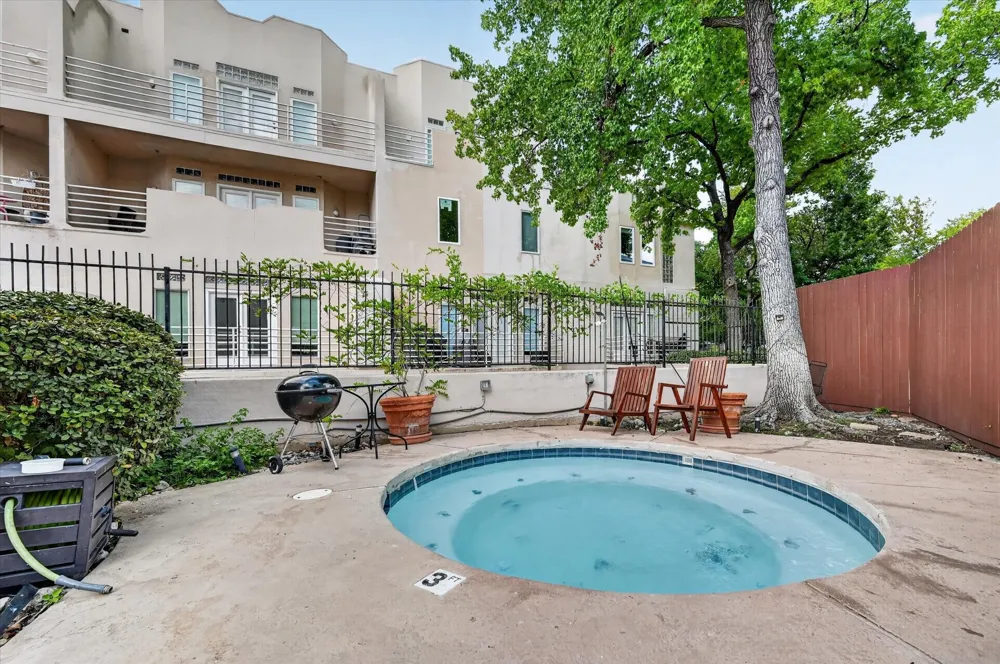 4040 Avondale Avenue #309 Dallas, TX 75219