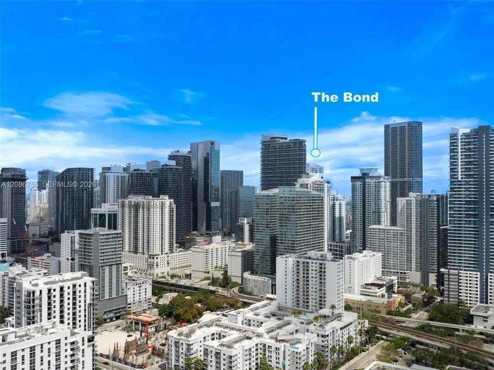 1080 Brickell Ave #1403 Miami, FL 33131