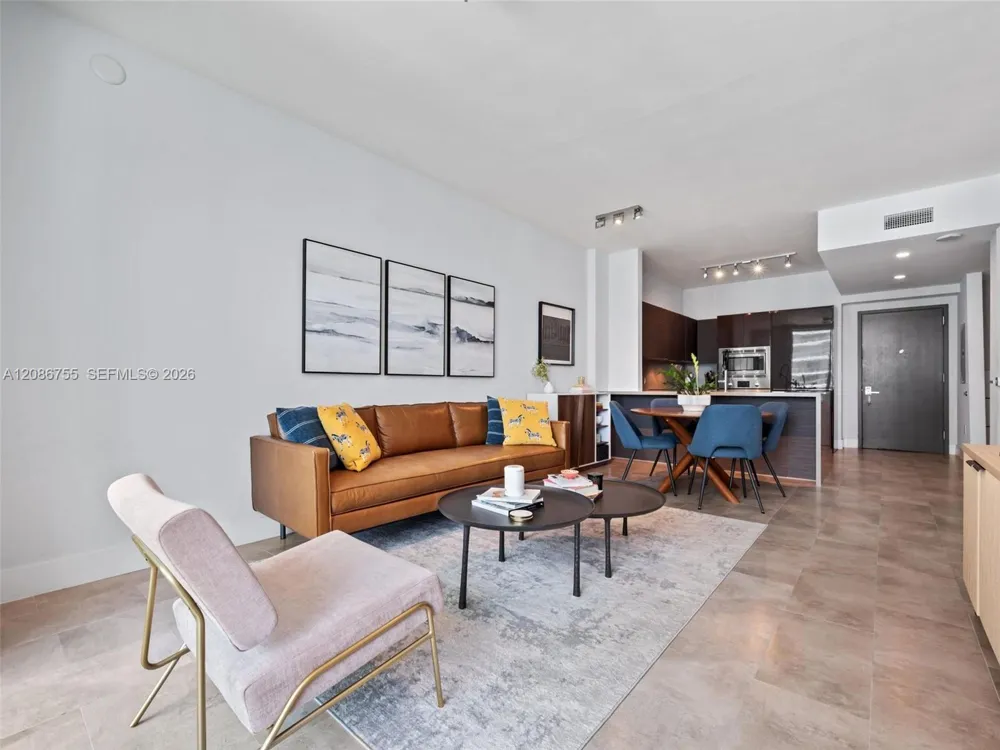 1080 Brickell Ave #1403 Miami, FL 33131