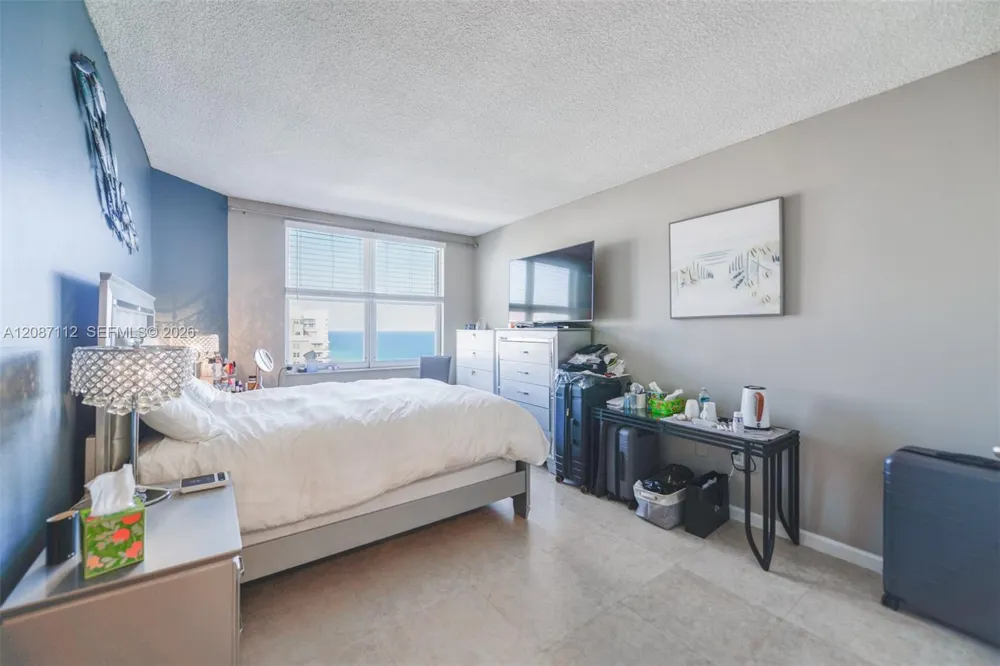 1950 S Ocean Dr #20D Hallandale Beach, FL 33009