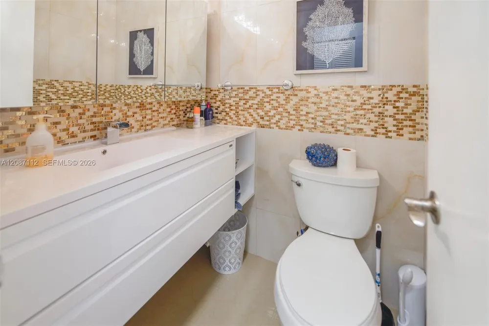 1950 S Ocean Dr #20D Hallandale Beach, FL 33009