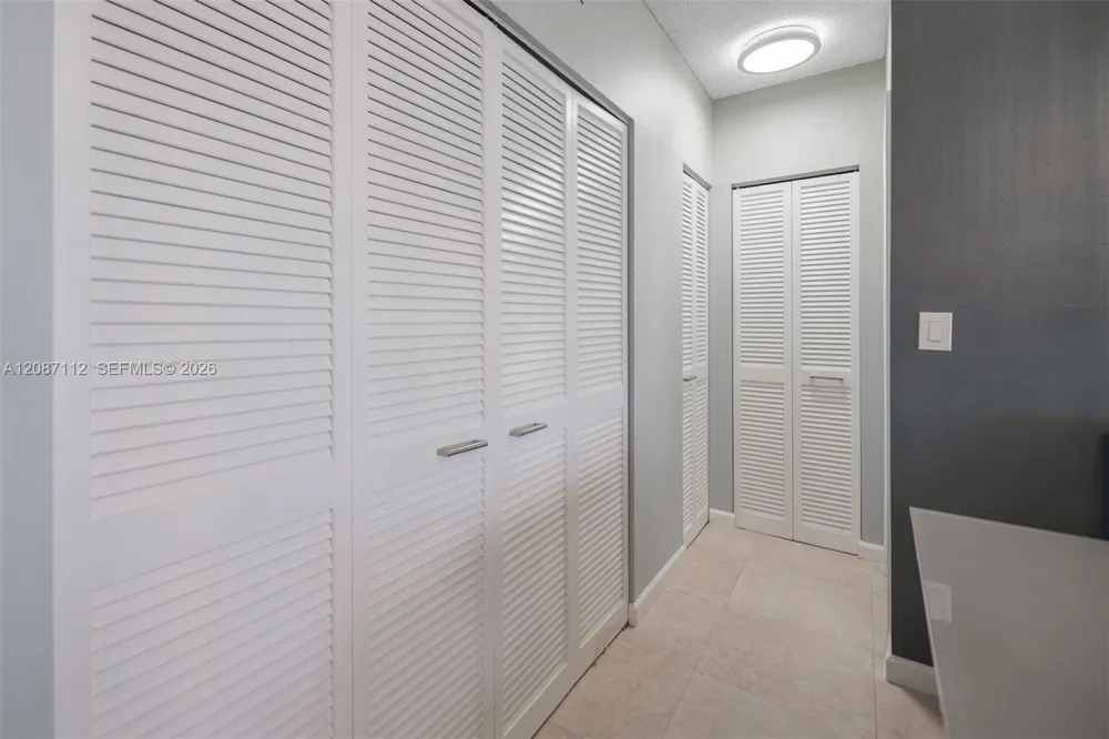 1950 S Ocean Dr #20D Hallandale Beach, FL 33009