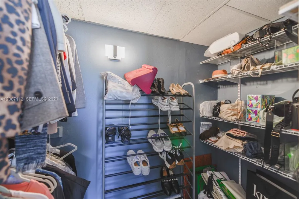 1950 S Ocean Dr #20D Hallandale Beach, FL 33009