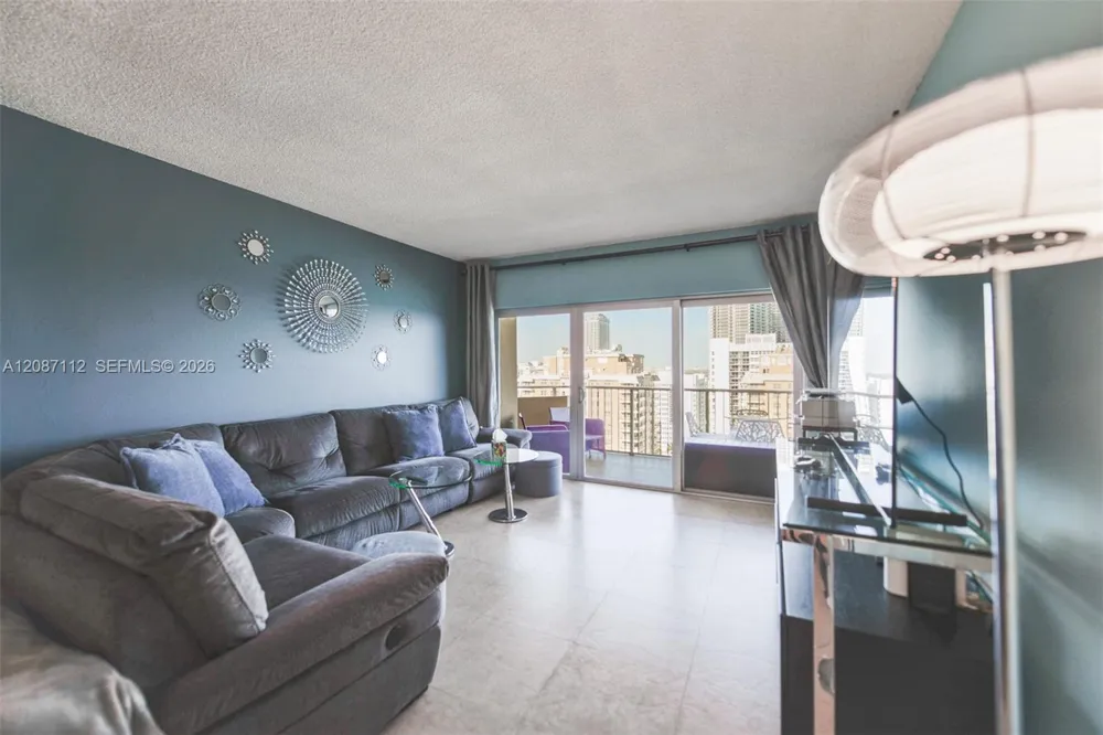 1950 S Ocean Dr #20D Hallandale Beach, FL 33009