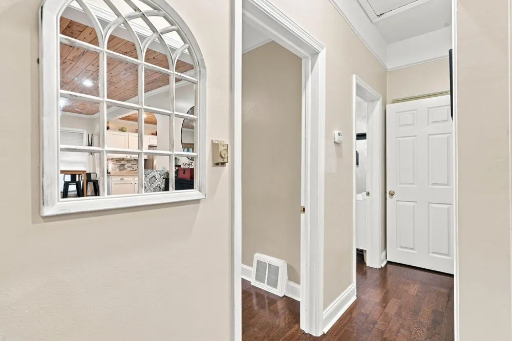 29164 Terrence Street Livonia City, MI 48154