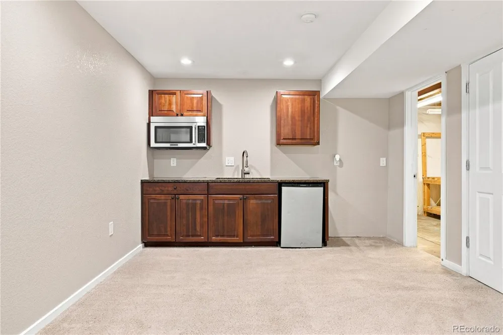 2550 Winding River Drive #N3 Broomfield, CO 80023
