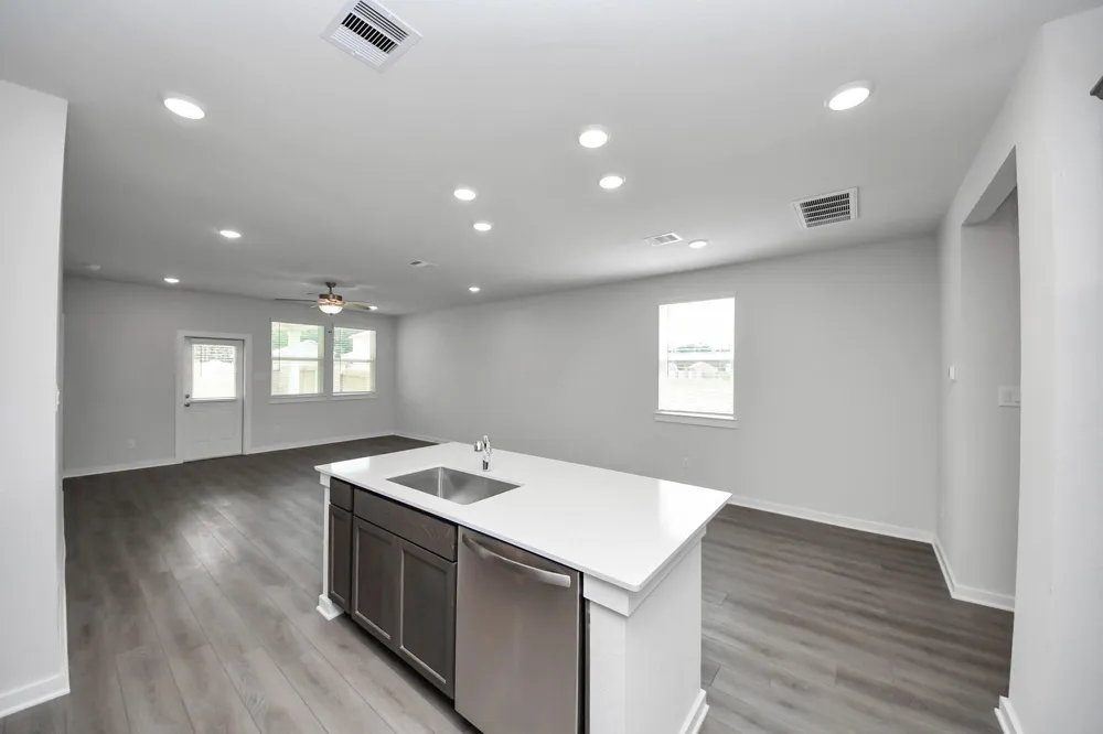 11122 Liberty Bell Lane Cleveland, TX 77328