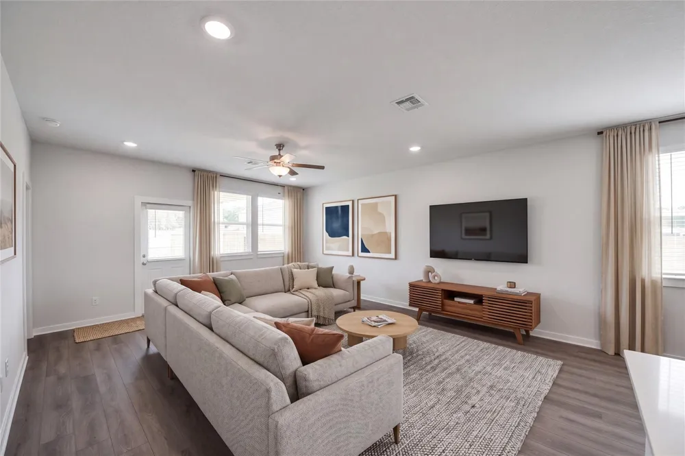 11122 Liberty Bell Lane Cleveland, TX 77328