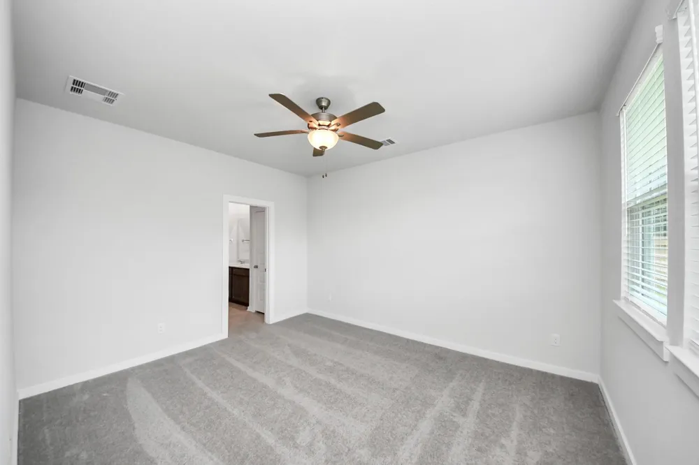 11122 Liberty Bell Lane Cleveland, TX 77328