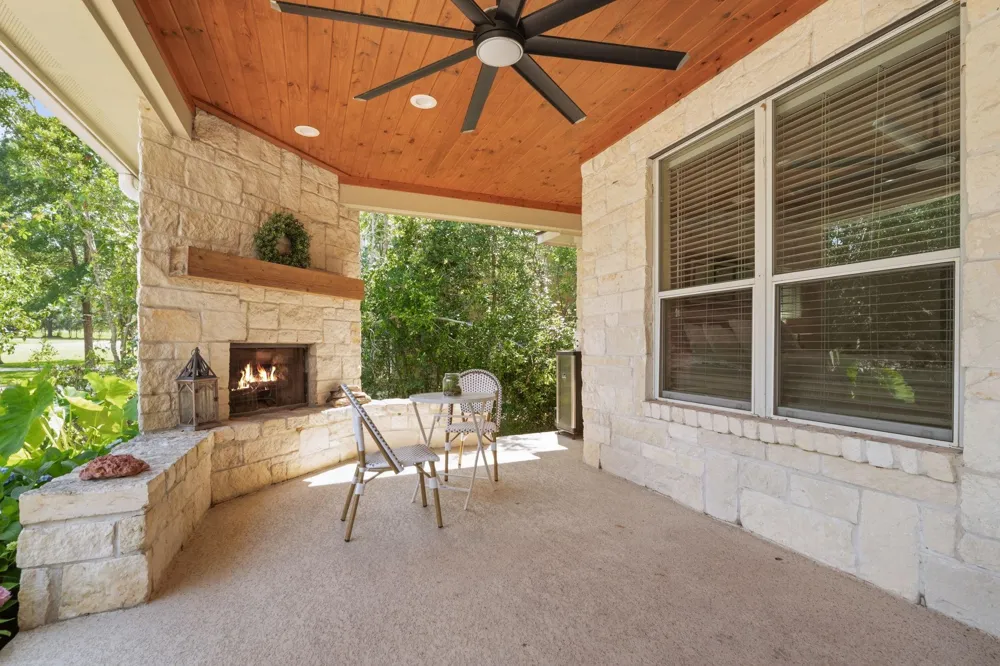 13907 Jbk Memorial Drive Willis, TX 77318