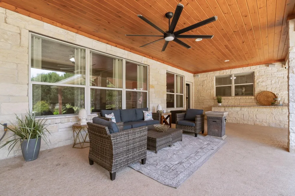 13907 Jbk Memorial Drive Willis, TX 77318