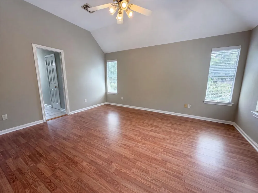 12159 Hawthorne Drive Montgomery, TX 77356