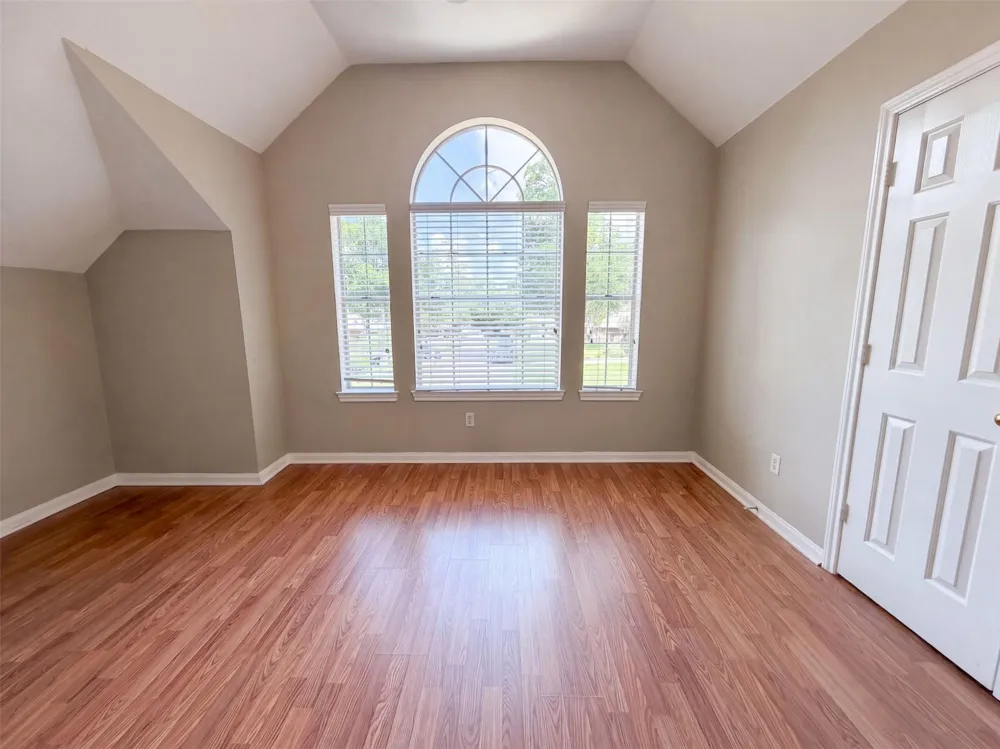 12159 Hawthorne Drive Montgomery, TX 77356