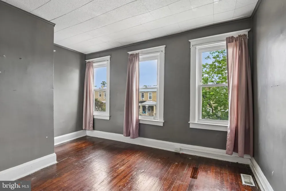 4251 NICHOLAS AVENUE Baltimore, MD 21206