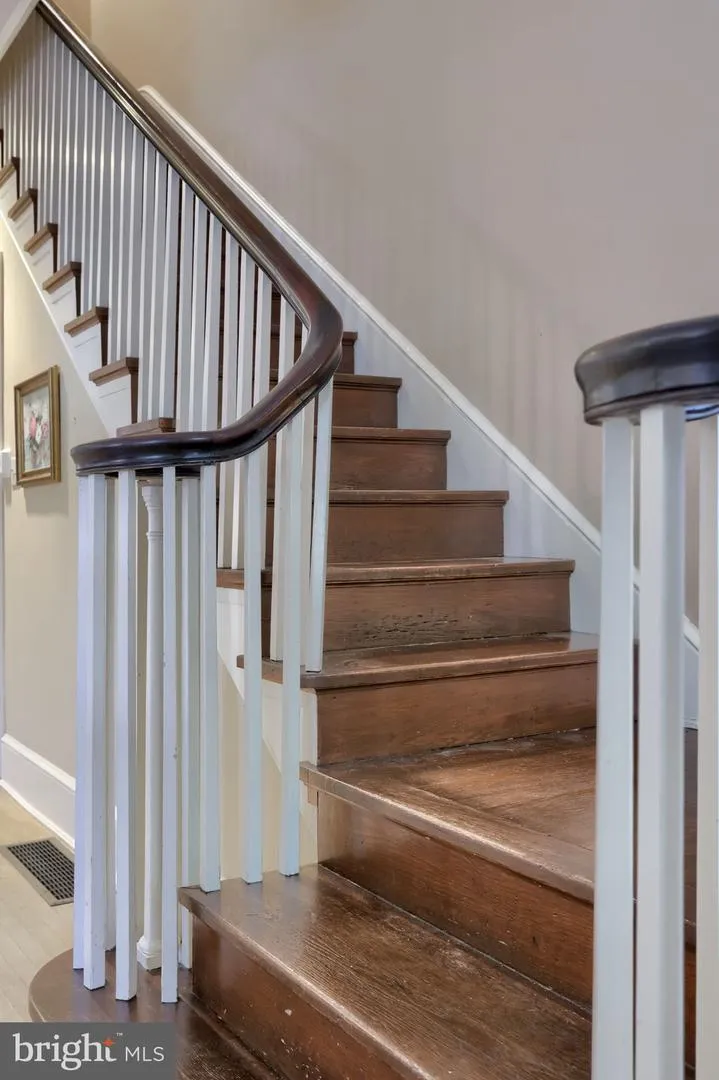 340 E ORANGE STREET Lancaster, PA 17602