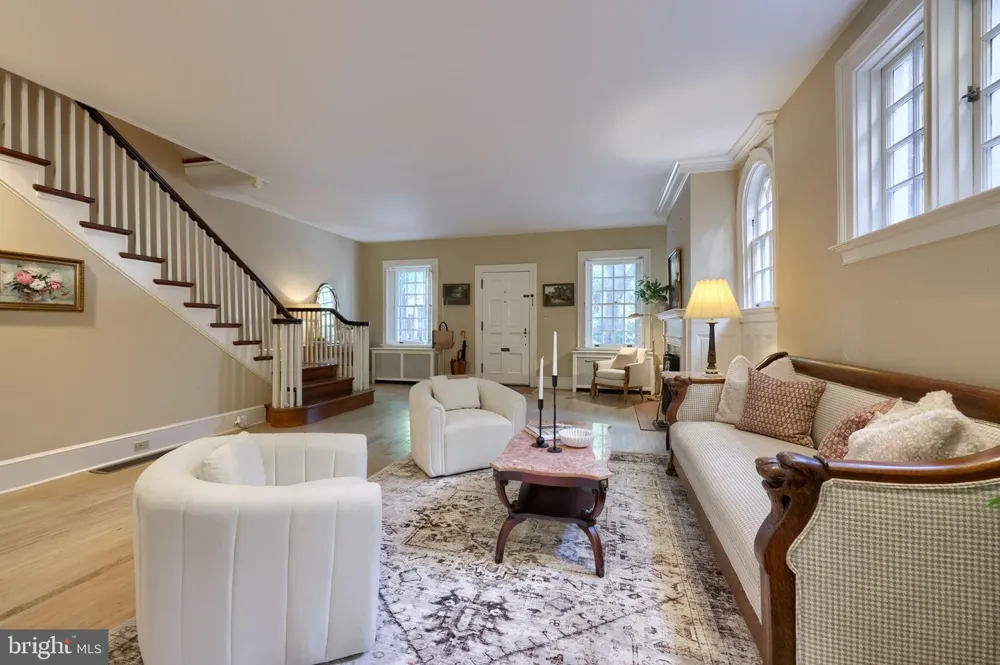 340 E ORANGE STREET Lancaster, PA 17602