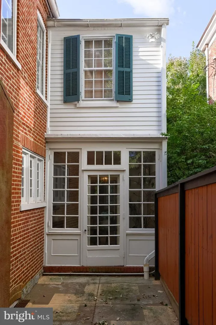 340 E ORANGE STREET Lancaster, PA 17602