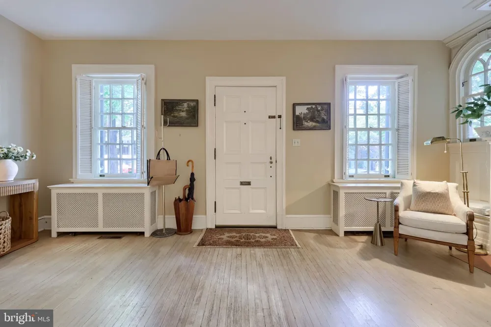 340 E ORANGE STREET Lancaster, PA 17602