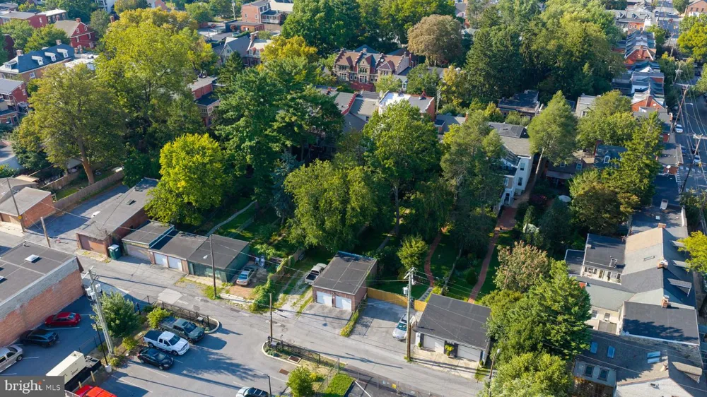 340 E ORANGE STREET Lancaster, PA 17602