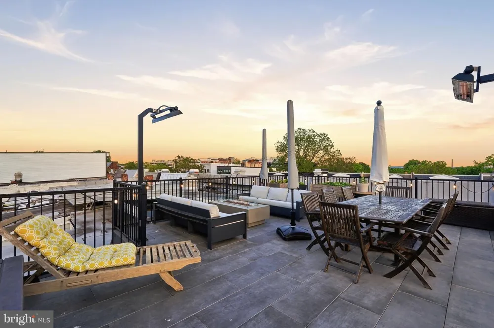 445 KENYON STREET NW Washington, DC 20010