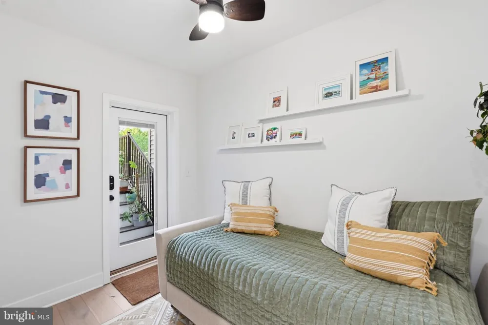 445 KENYON STREET NW Washington, DC 20010