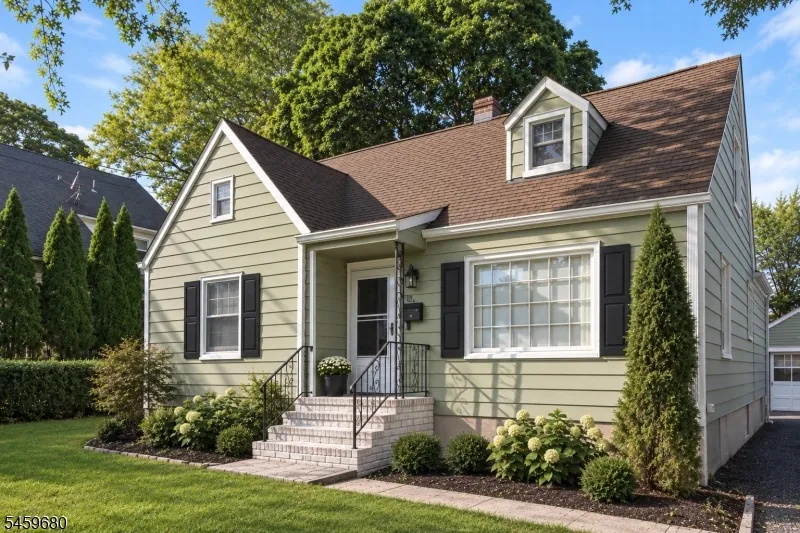 57 N Main St Flemington, NJ 08822