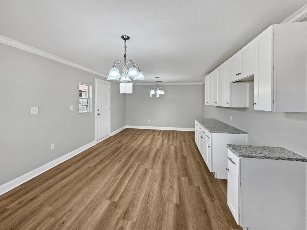 1201 Hickory Sweetwater, TX 79556