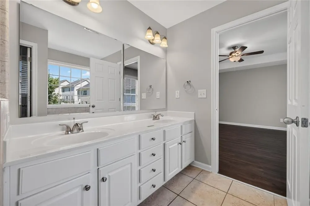 2877 Pacifica Ives Court SW Snellville, GA 30039
