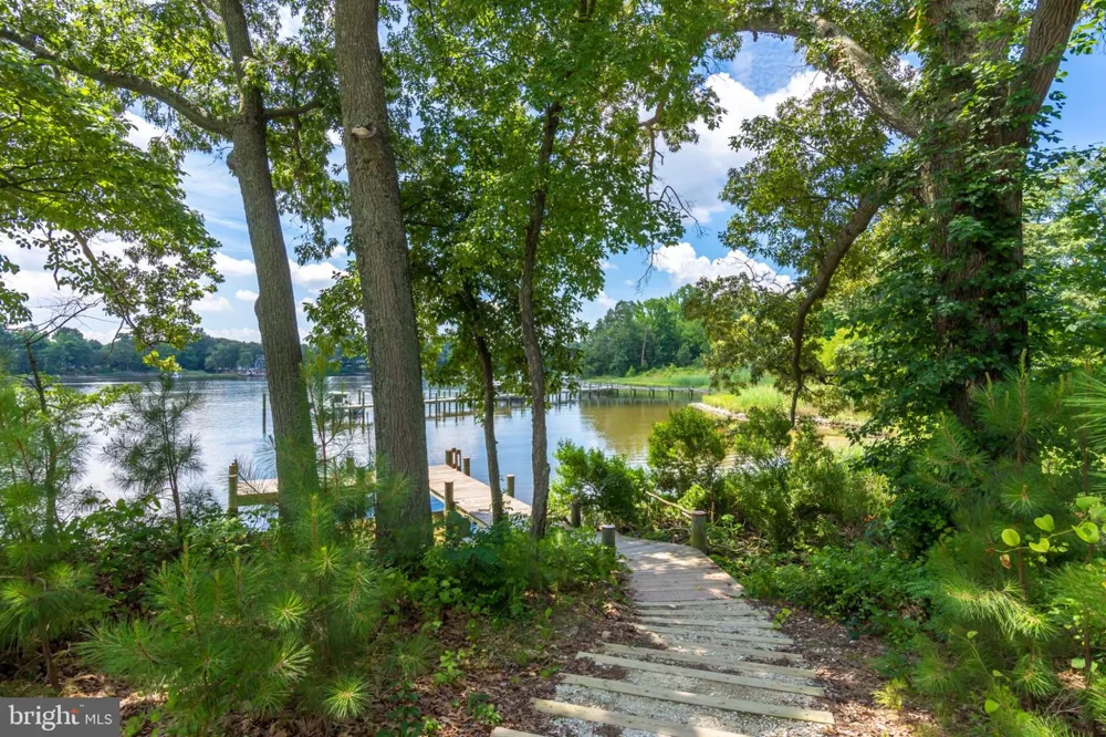 28323 AYRES SQUARE Easton, MD 21601