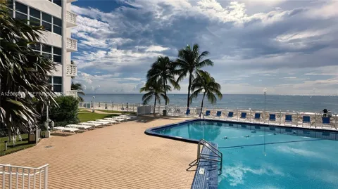 4010 Galt Ocean Dr #408