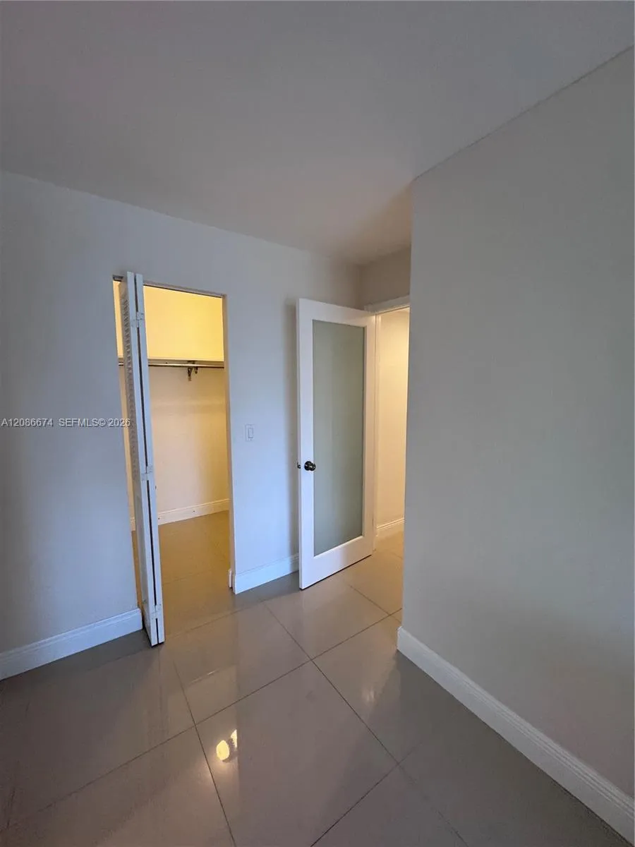 400 Leslie Dr #602 Hallandale Beach, FL 33009