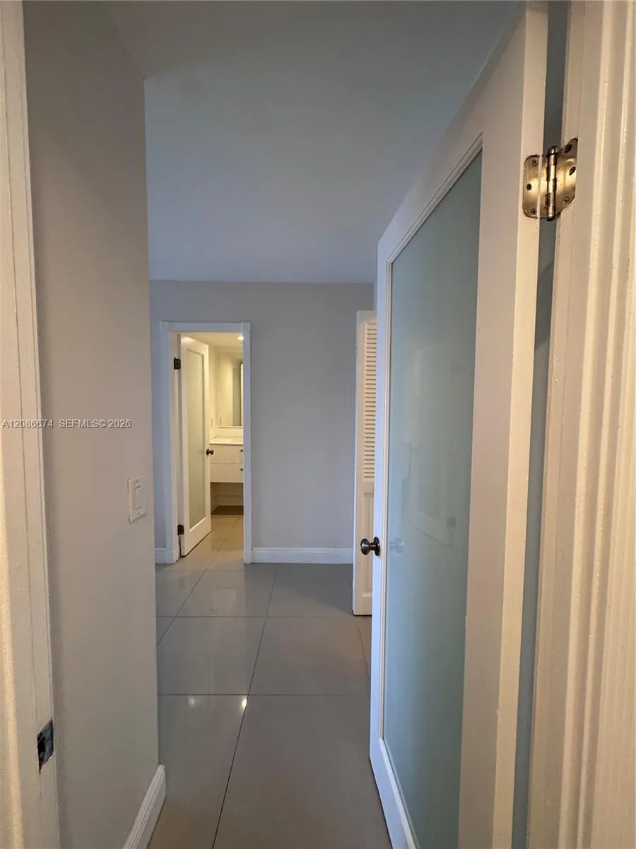 400 Leslie Dr #602 Hallandale Beach, FL 33009