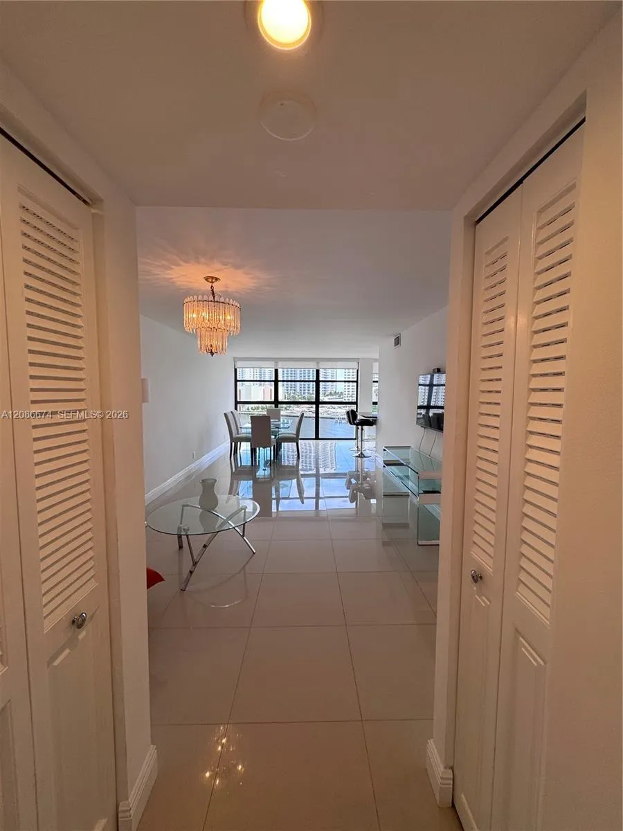 400 Leslie Dr #602 Hallandale Beach, FL 33009