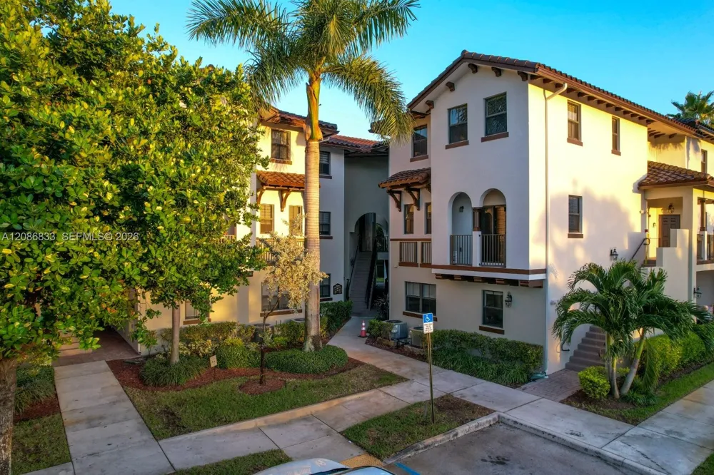 10600 NW 88th #217 Doral, FL 33178