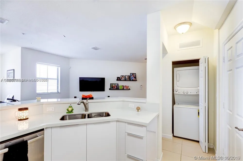 10600 NW 88th #217 Doral, FL 33178