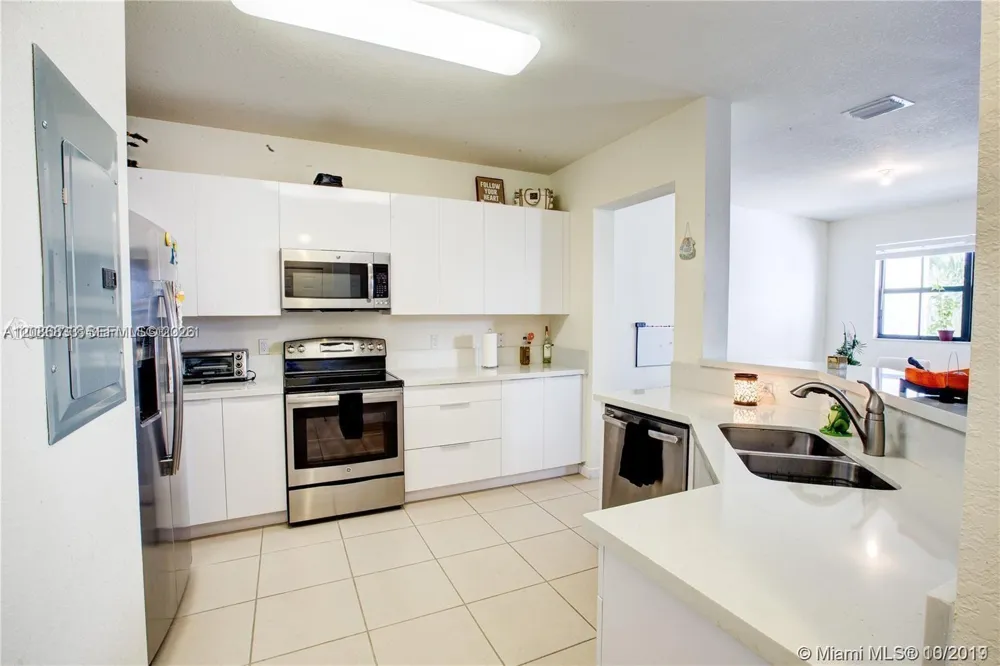 10600 NW 88th #217 Doral, FL 33178