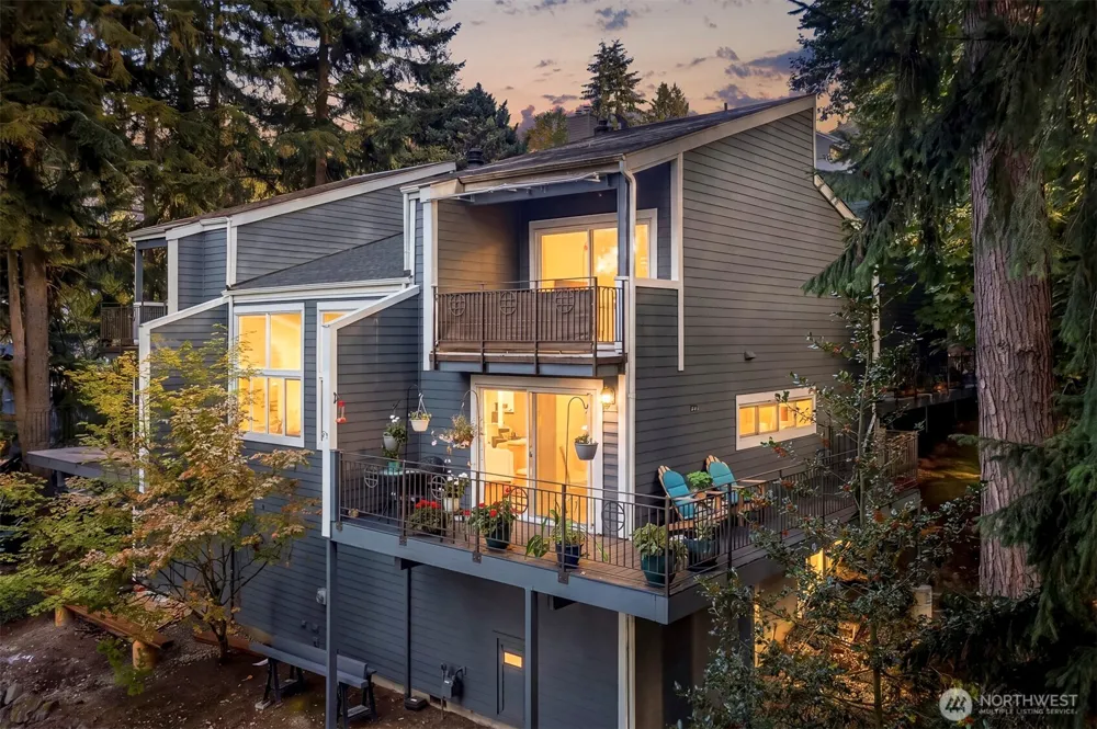 4257 155th Place SE Bellevue, WA 98006