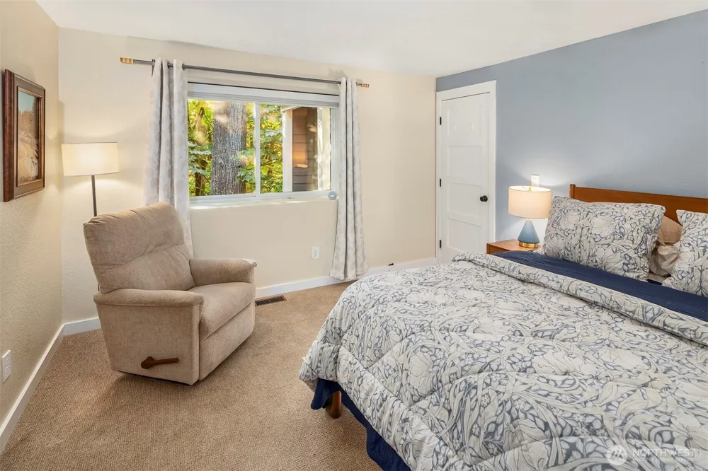 4257 155th Place SE Bellevue, WA 98006