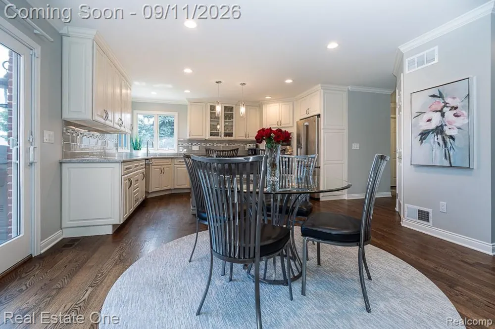 54734 Burlington Drive Shelby Charter Township, MI 48315