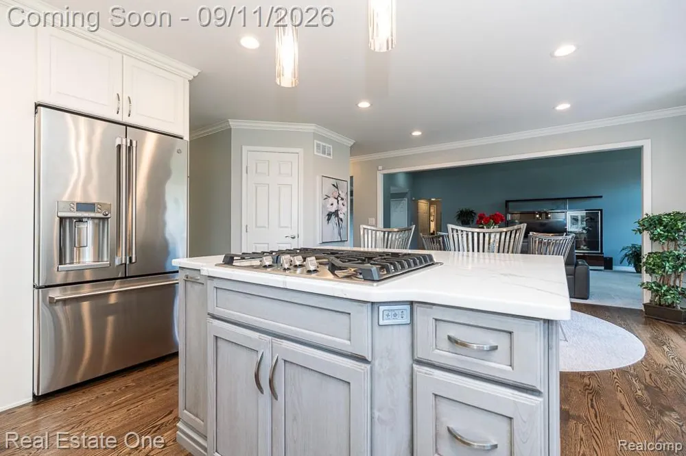 54734 Burlington Drive Shelby Charter Township, MI 48315