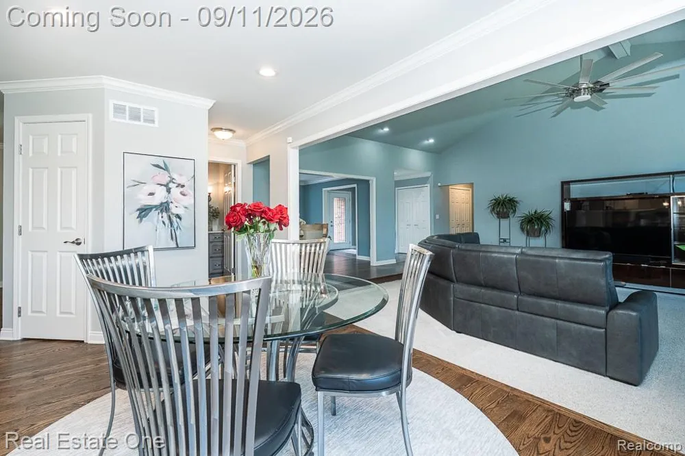 54734 Burlington Drive Shelby Charter Township, MI 48315